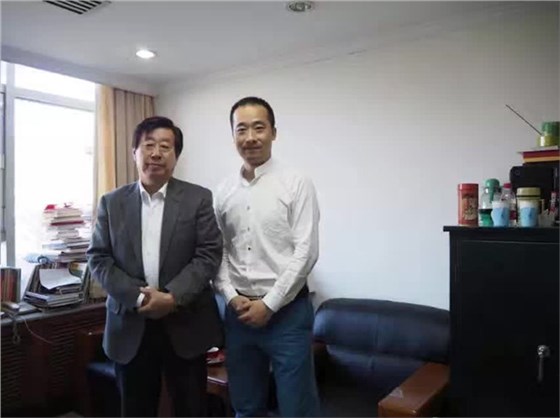 美协主席刘大为