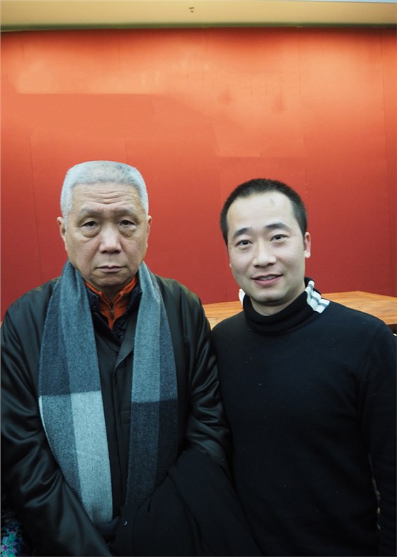 收藏家马未都合影